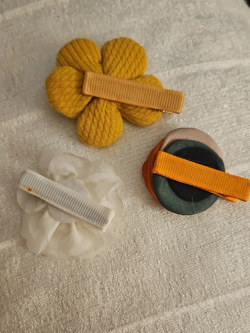 Vintage Handmade Floral Daisy Hair Clips